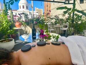 Deep-tissue massages, sports massages, body scrubs, massages - Casa Verde Boutique Hotel (Santa Marta)
