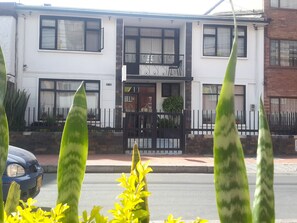 Porch - Central House Hotel (Bogotá)