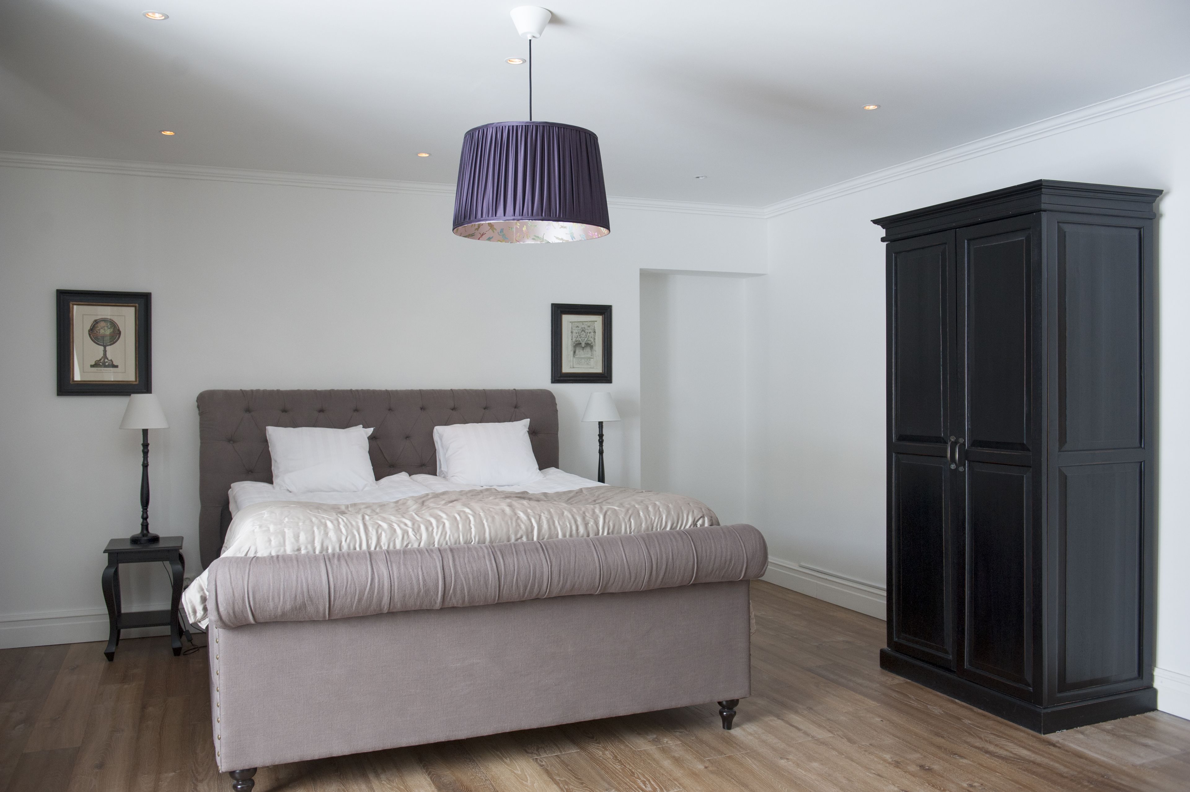 deluxe double room | minibar, in-room safe, desk, blackout curtains