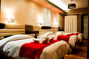 Caja de seguridad en la habitación y sistema de insonorización