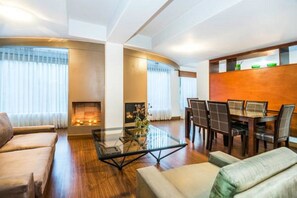 อพาร์ทเมนท์, 2 ห้องนอน | เครื่องนอนระดับพรีเมียม, ตู้นิรภัยในห้องพัก