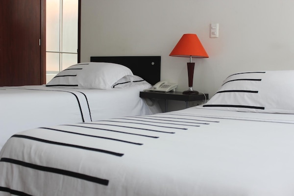 Select Comfort beds, in-room safe, desk, iron/ironing board