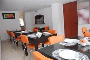 Desayuno continental incluido todos los días