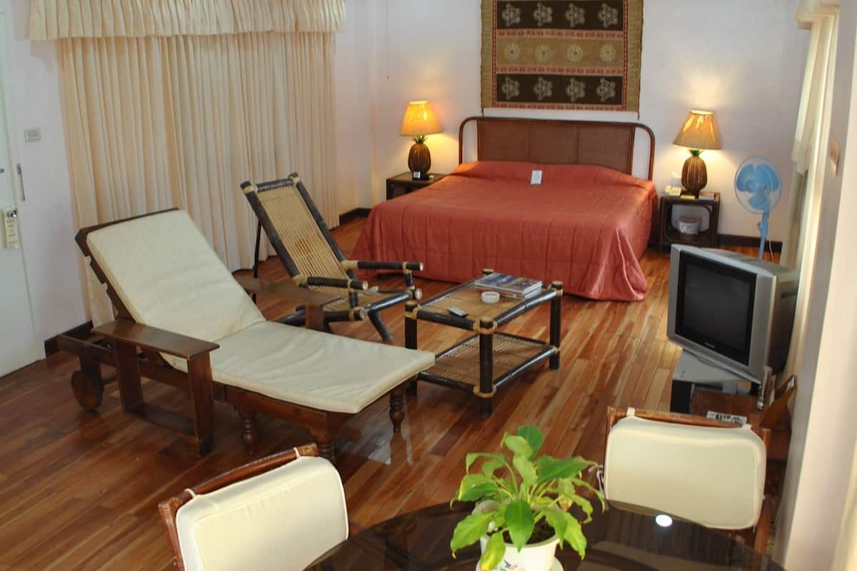 junior suite, sea view ( 2f ) | 1 bedroom, minibar, in-room safe, free wifi