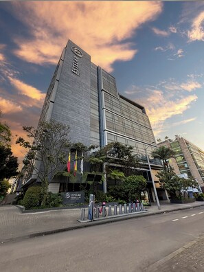 Front of property - Hotel Estelar Parque De La 93 (Bogotá)