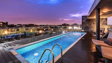 Udendørs pool