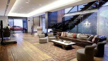 Sala de estar en el lobby