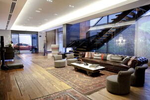 Kawasan tempat duduk lobi