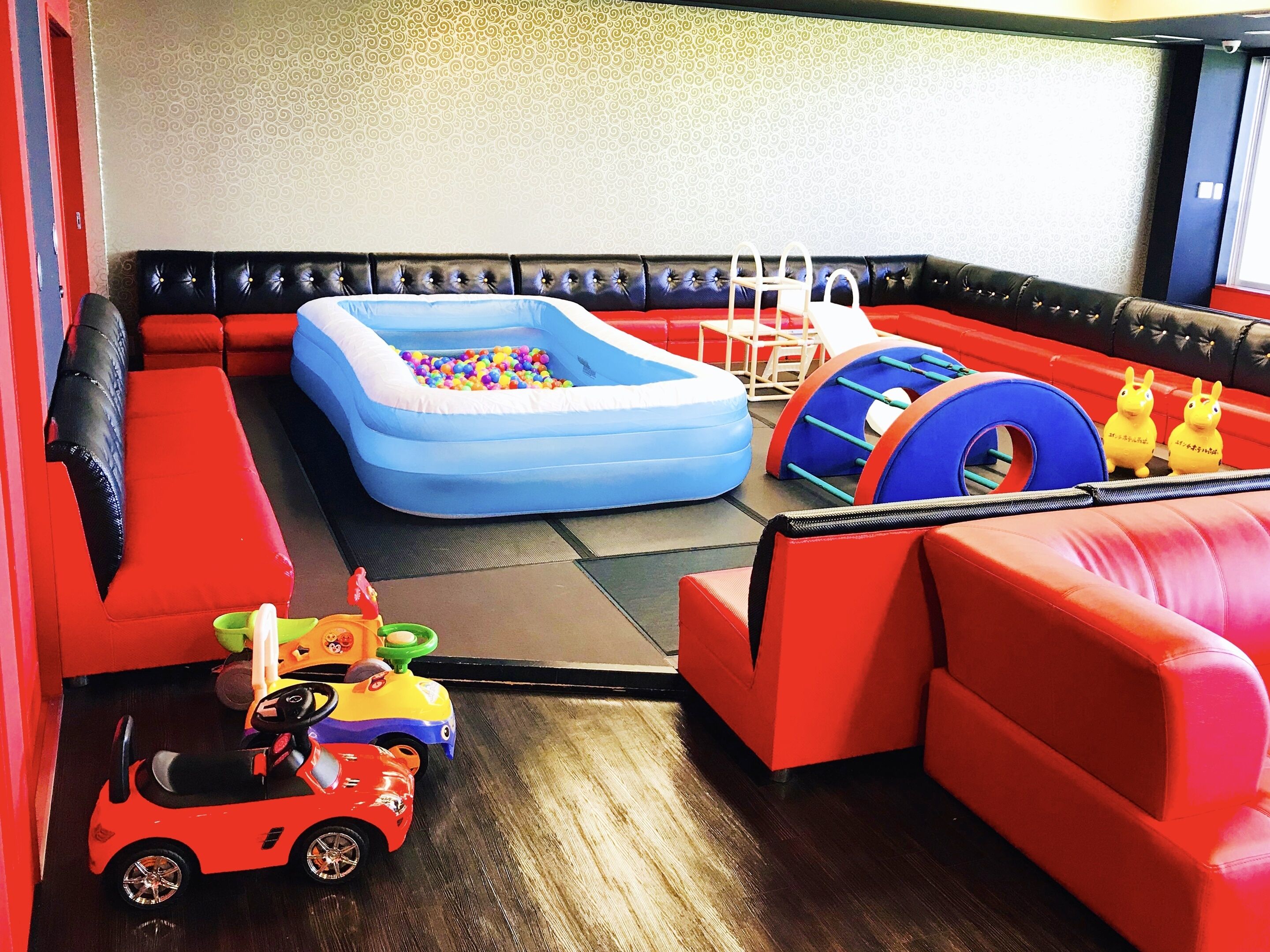 children’s play area – indoor