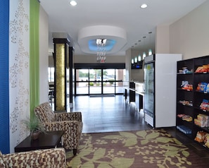 Lobby - Quality Inn & Suites Kenedy - Karnes City (Kenedy)