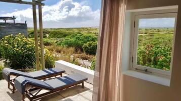 Suite Luxe, vue colline | Terrasse/Patio