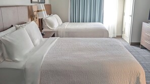 Premium bedding, pillow-top beds, desk, blackout curtains - Staybridge Suites Bismarck by IHG (Bismarck)