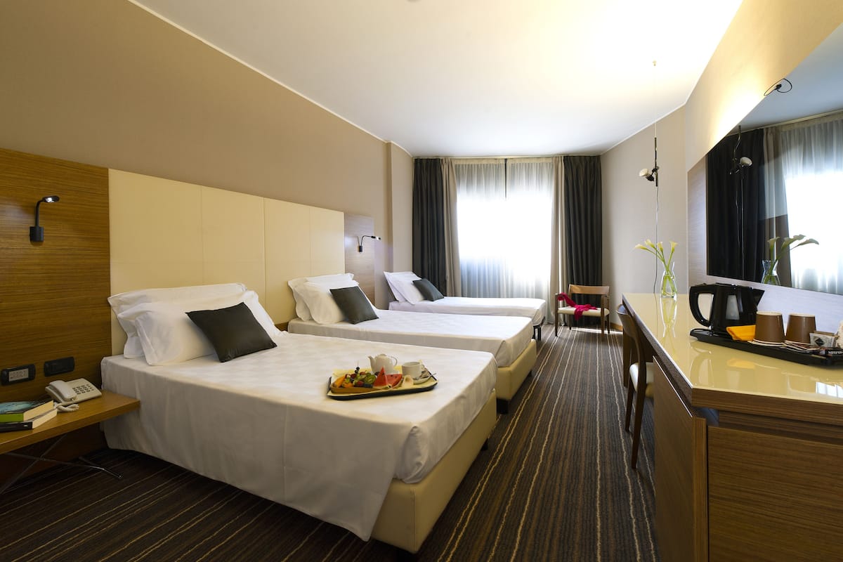 1 Schlafzimmer, Minibar, Zimmersafe, Schreibtisch