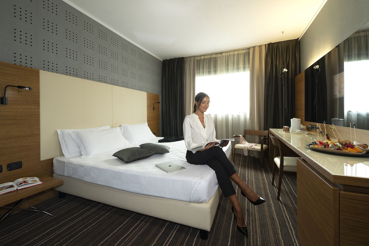1 Schlafzimmer, Minibar, Zimmersafe, Schreibtisch
