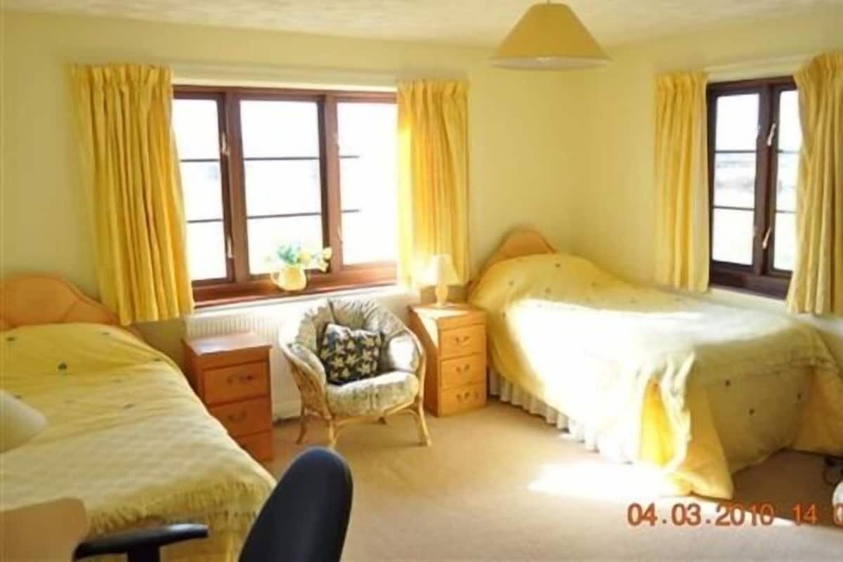 Family Triple Room, Ensuite (or Small family)