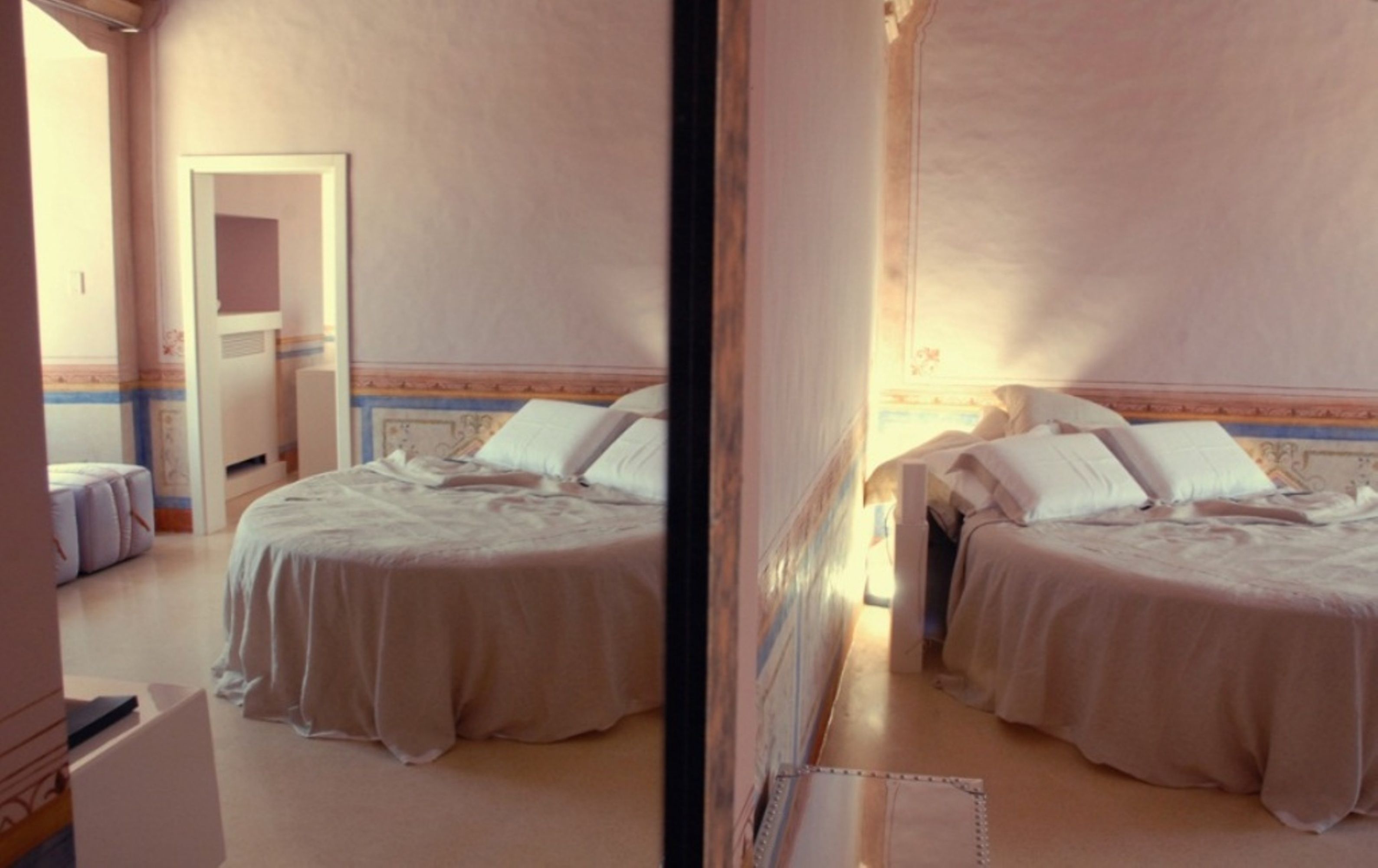 premium bedding, minibar, in-room safe, individually decorated