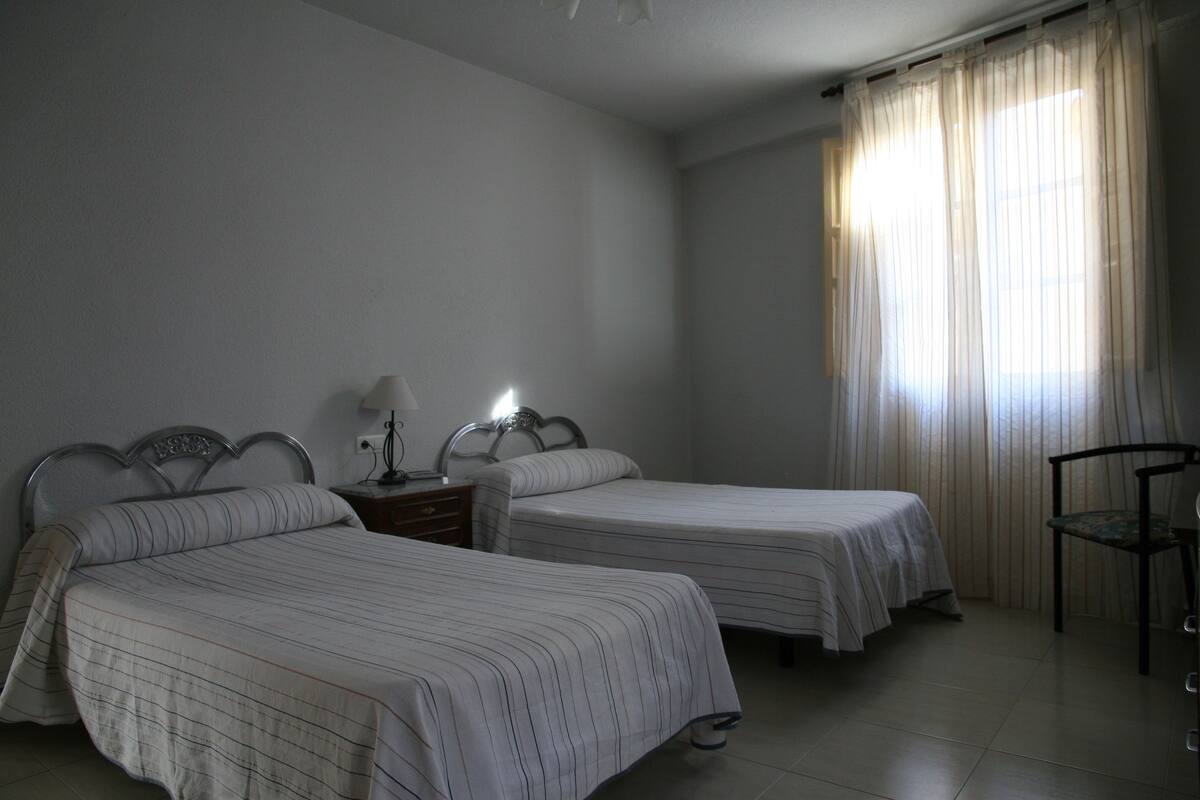Desk, WiFi (free), bed sheets