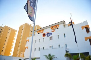 Entrada de la propiedad