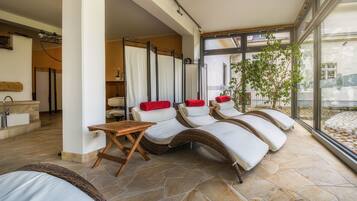 Sauna, trattamenti per il corpo, body wrap, scrub corpo