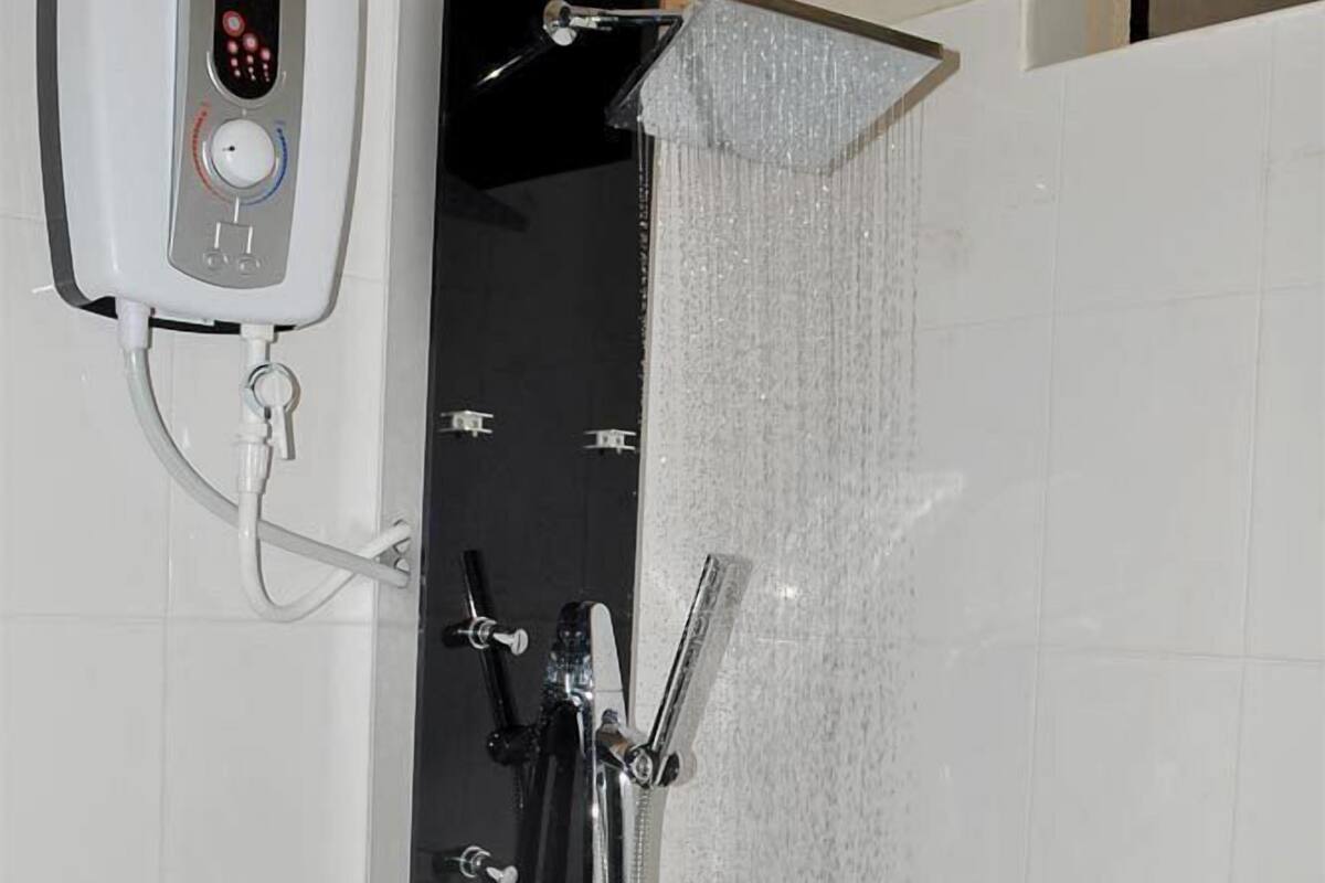Dusche im Bad