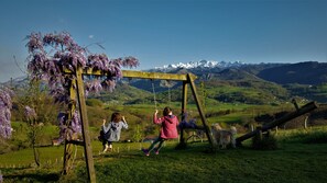 Área de juegos infantiles al aire libre