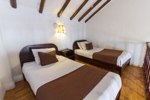 Chambre quadruple | Accès au Wi-Fi (inclus)