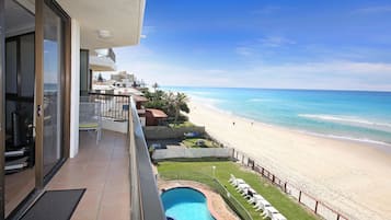 2 Bedroom Oceanfront | Balcony