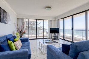 Appartement, 3 chambres, en front de mer (No 5 @Darenay ) | Décoration personnalisée, ameublement personnalisé