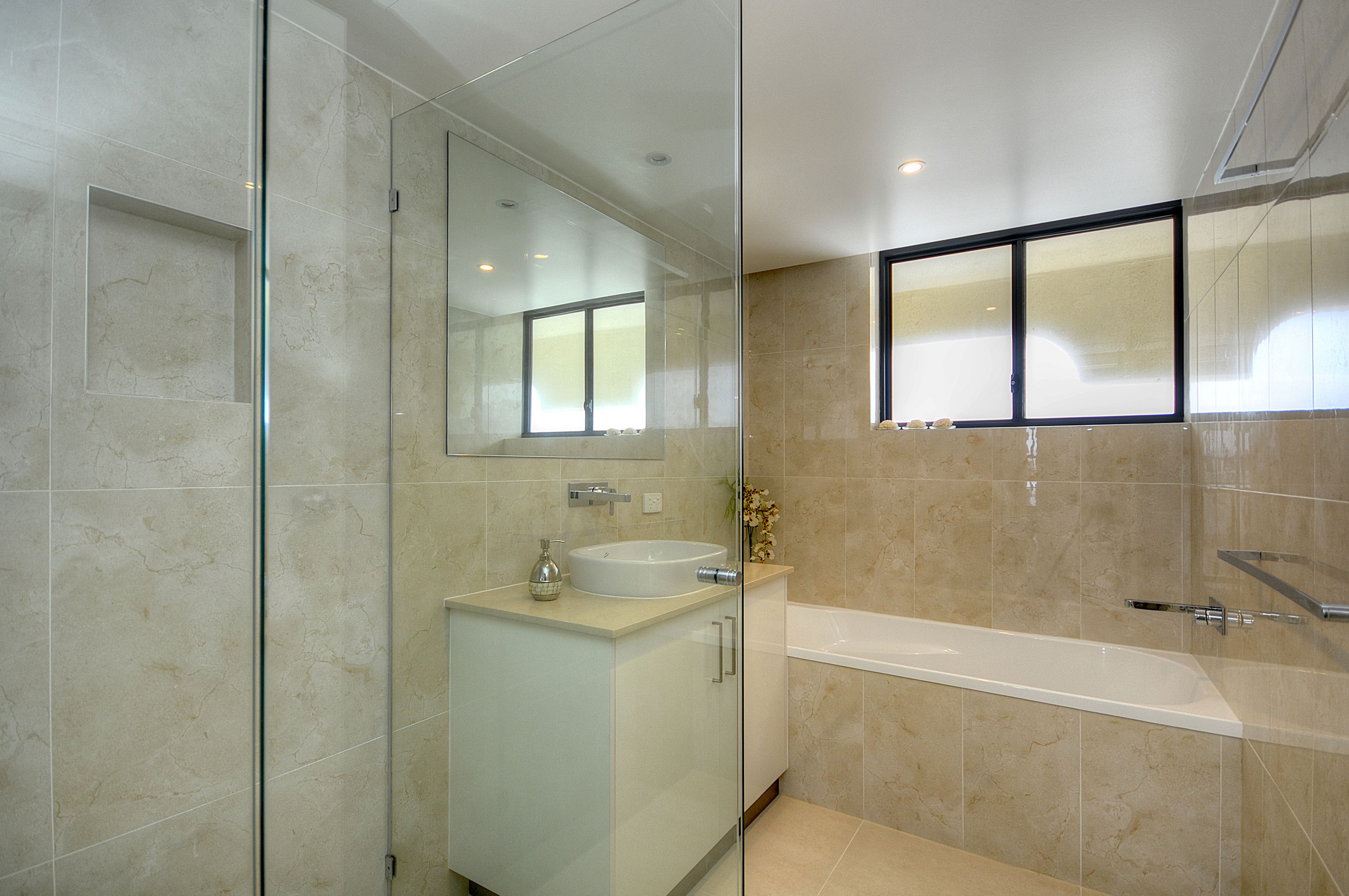 Spindrift on the Beach — image 12