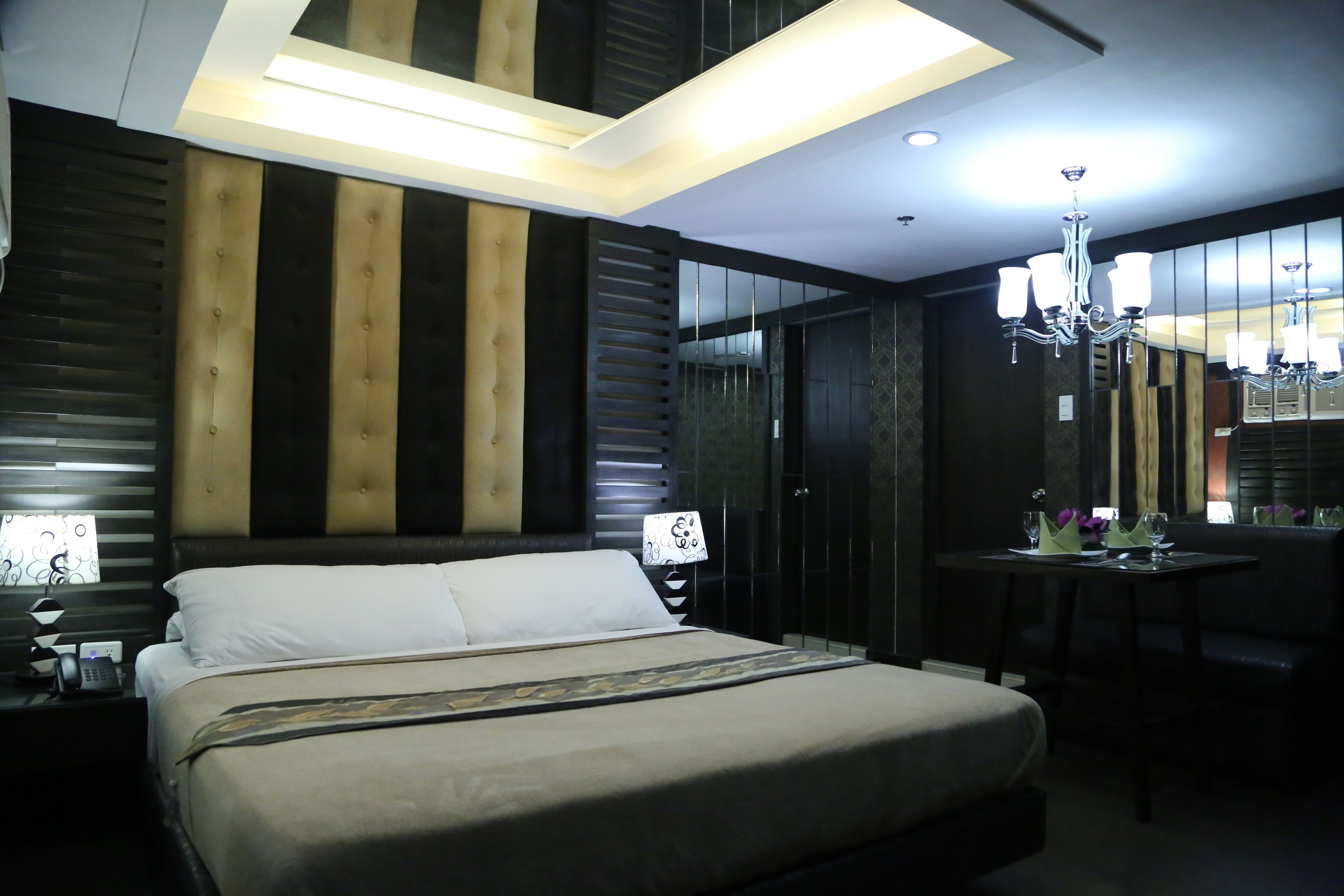 Photo - Victoria Court Las Piñas