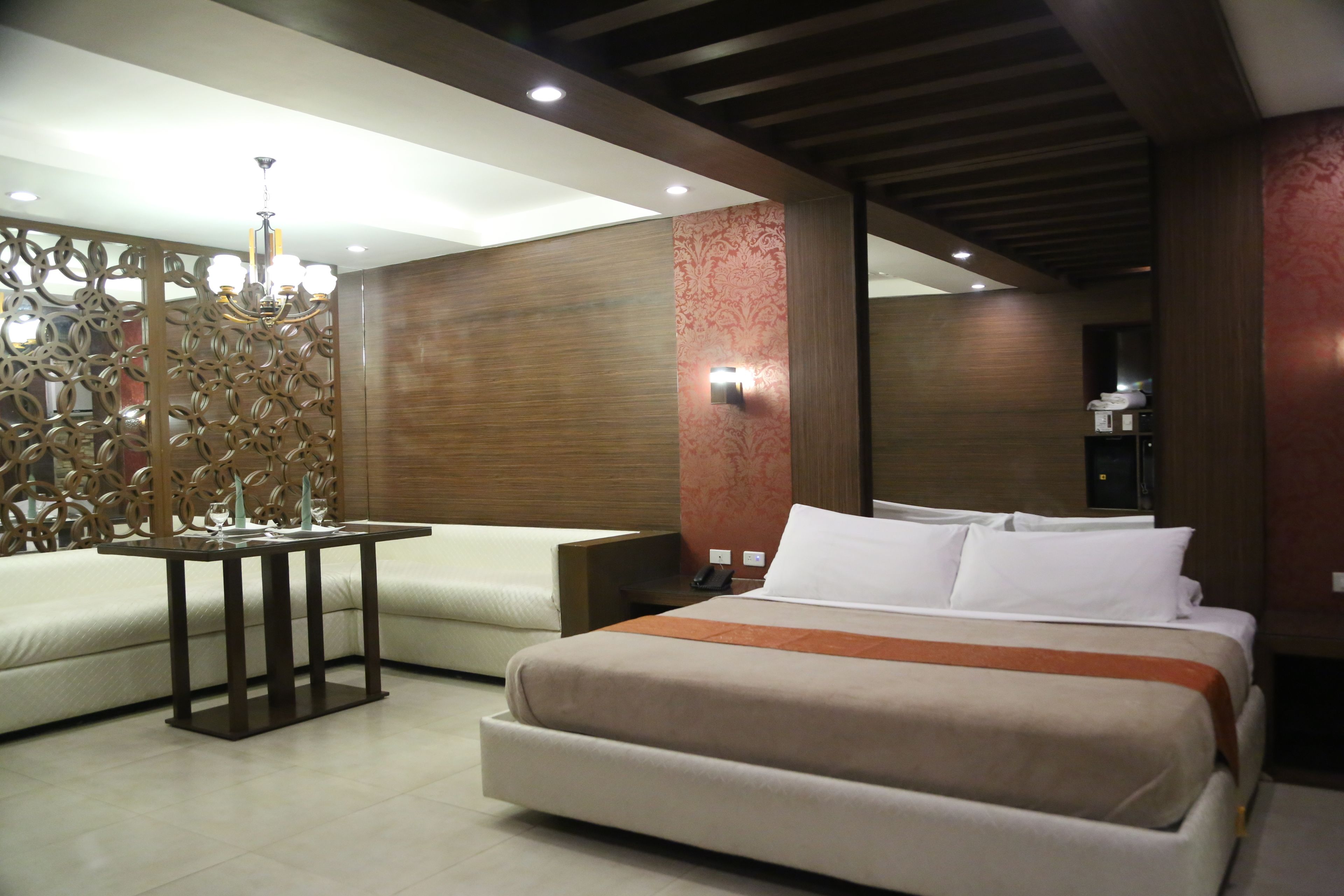 Photo - Victoria Court Las Piñas