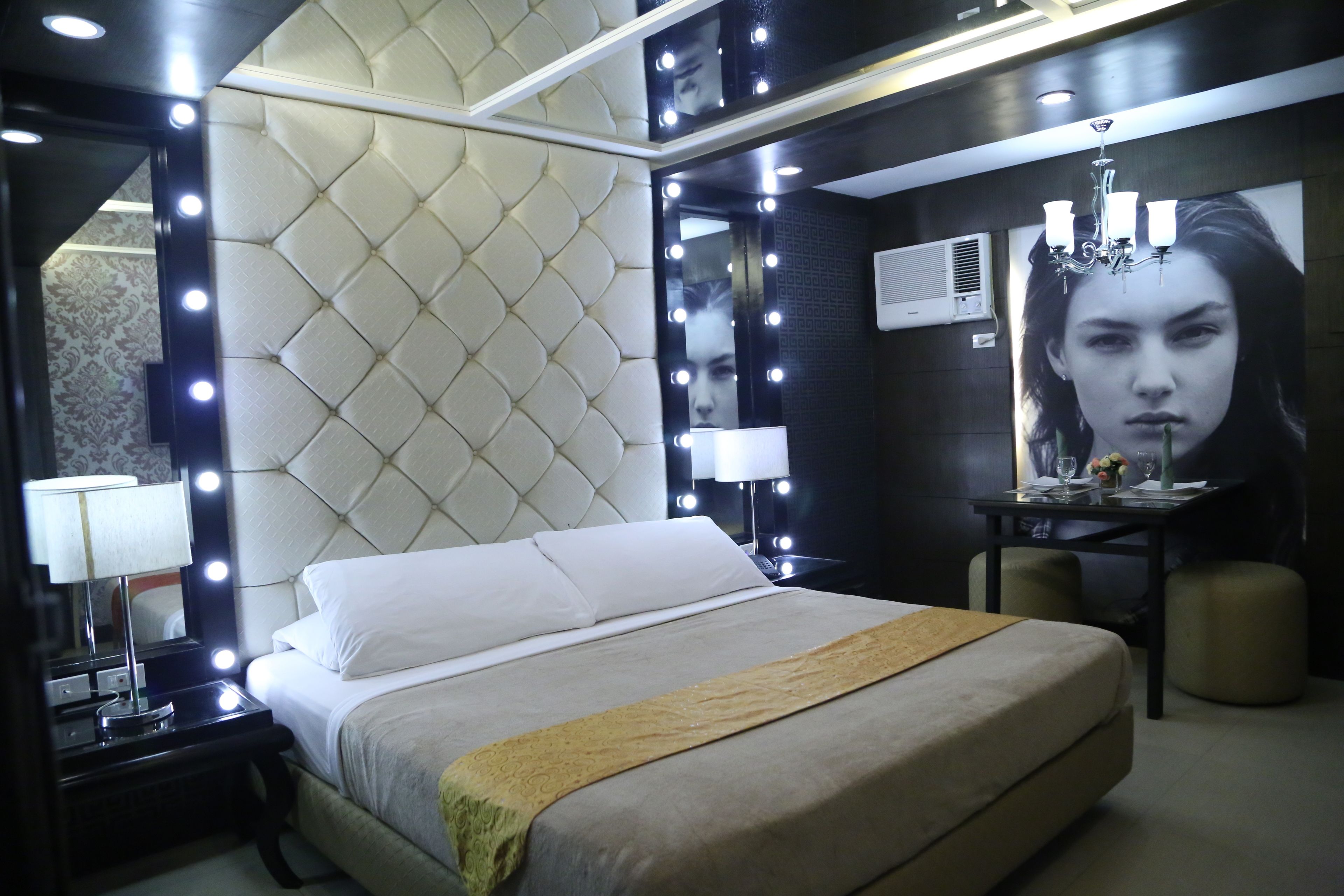 Photo - Victoria Court Las Piñas