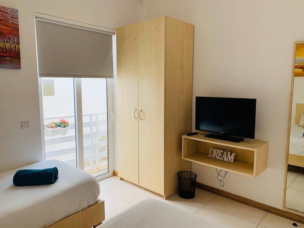 Hostel Malti by null