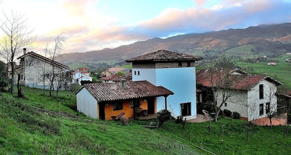 Hotel Rural Valleoscuru
