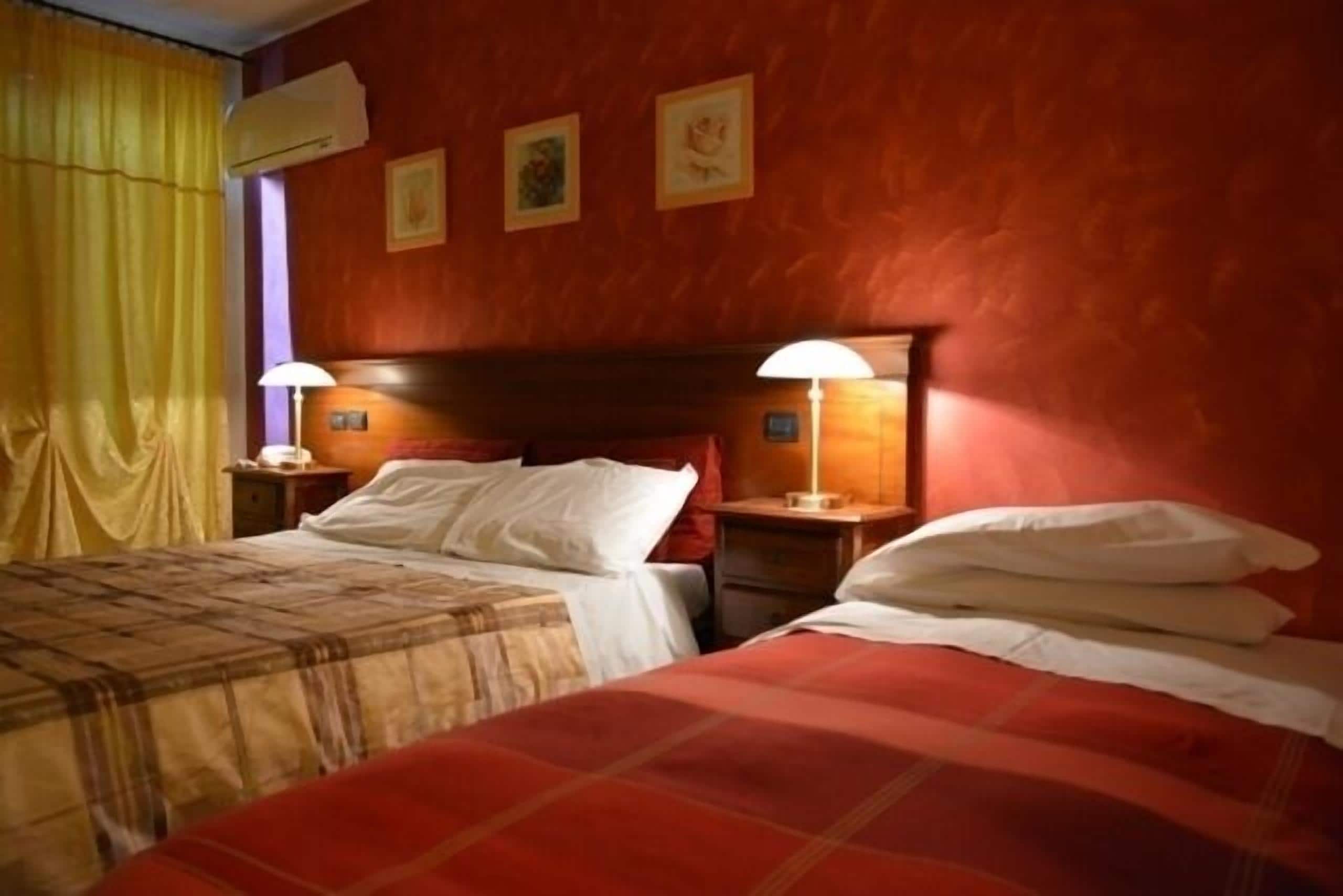 standard triple room, private bathroom | free wifi, bed sheets