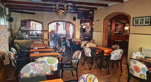 Restaurant - Hostal Isabel (Blanes)