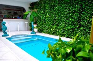 Alberca al aire libre 