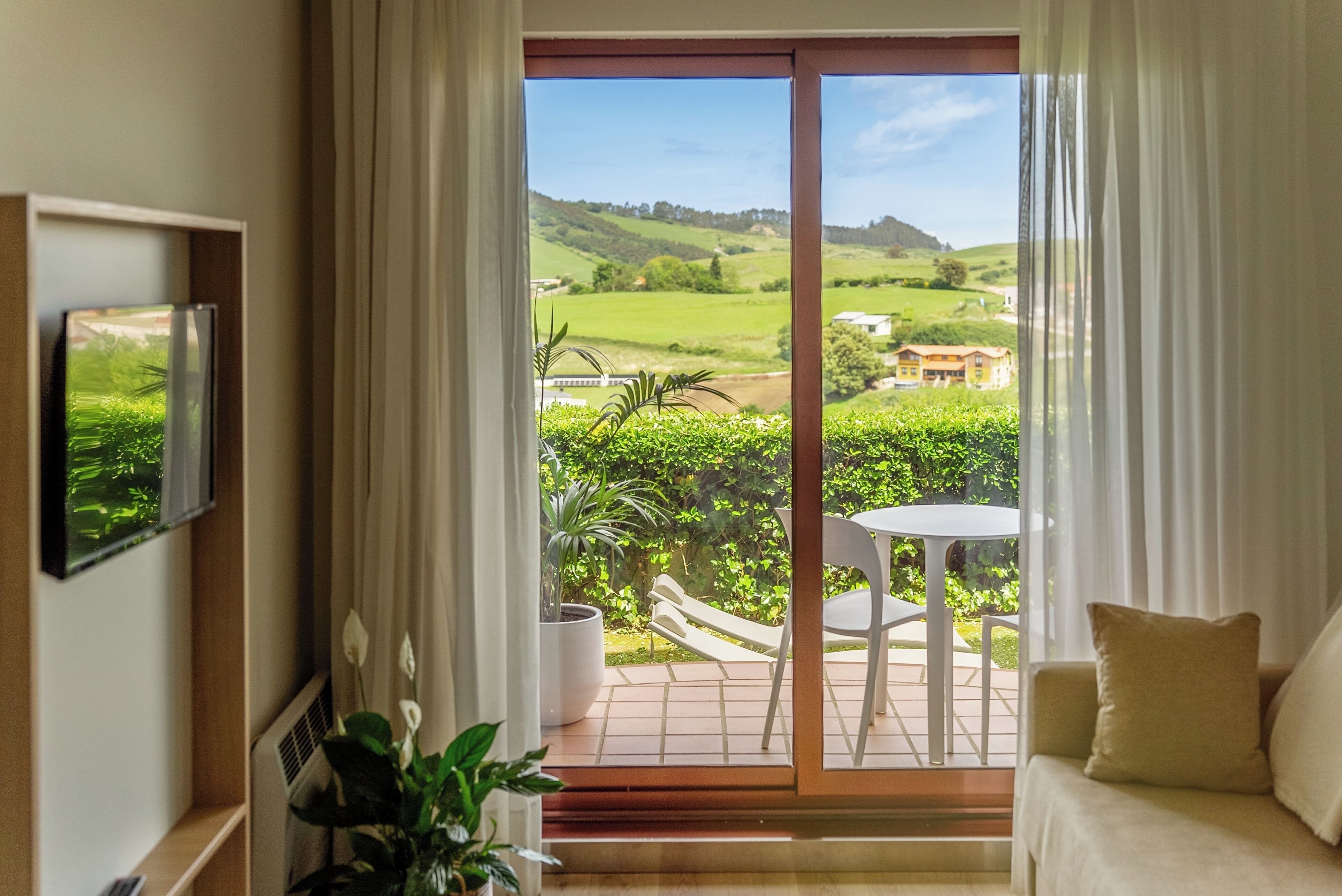 Apartment, Terrace (private garden) | Pillow-top beds, laptop workspace, blackout curtains, cots/infant beds