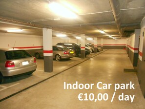 Free self parking - Aparthotel Rialb Andorra (El Serrat)