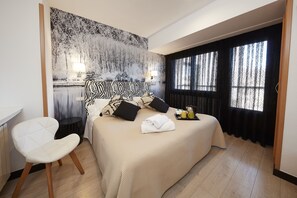 ميني بار ومكتب وواي فاي مجانًا وملاءات أسرّة