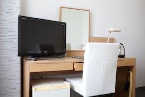 Economy Double Room, Non Smoking | Room amenity