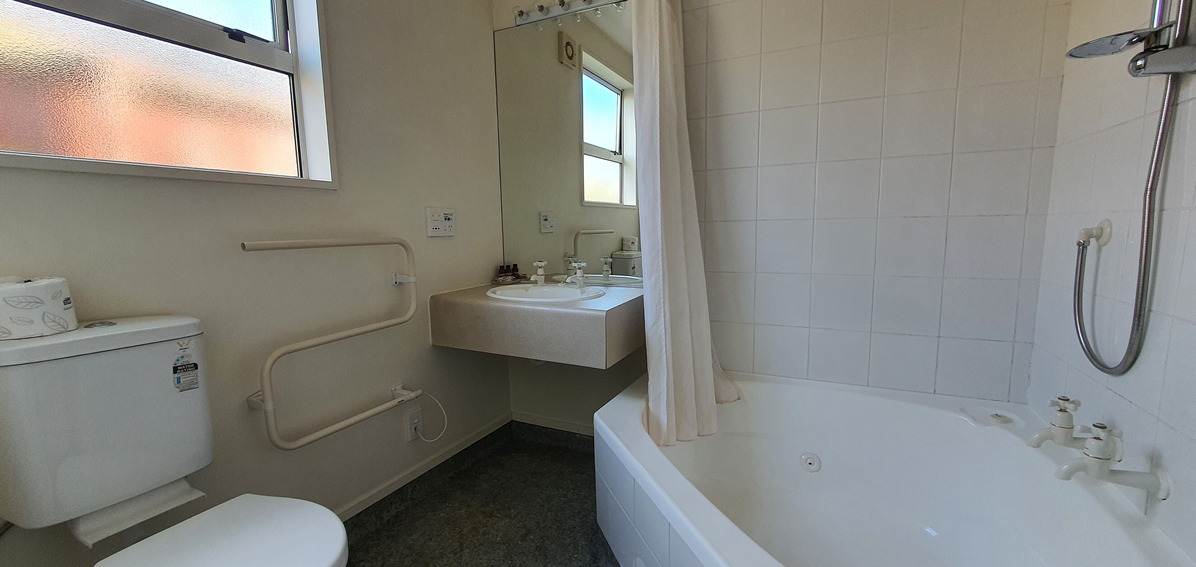 Foto - Rosewood Court Motel
