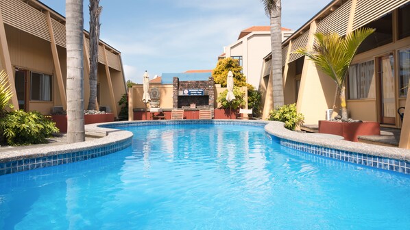Udendørs pool