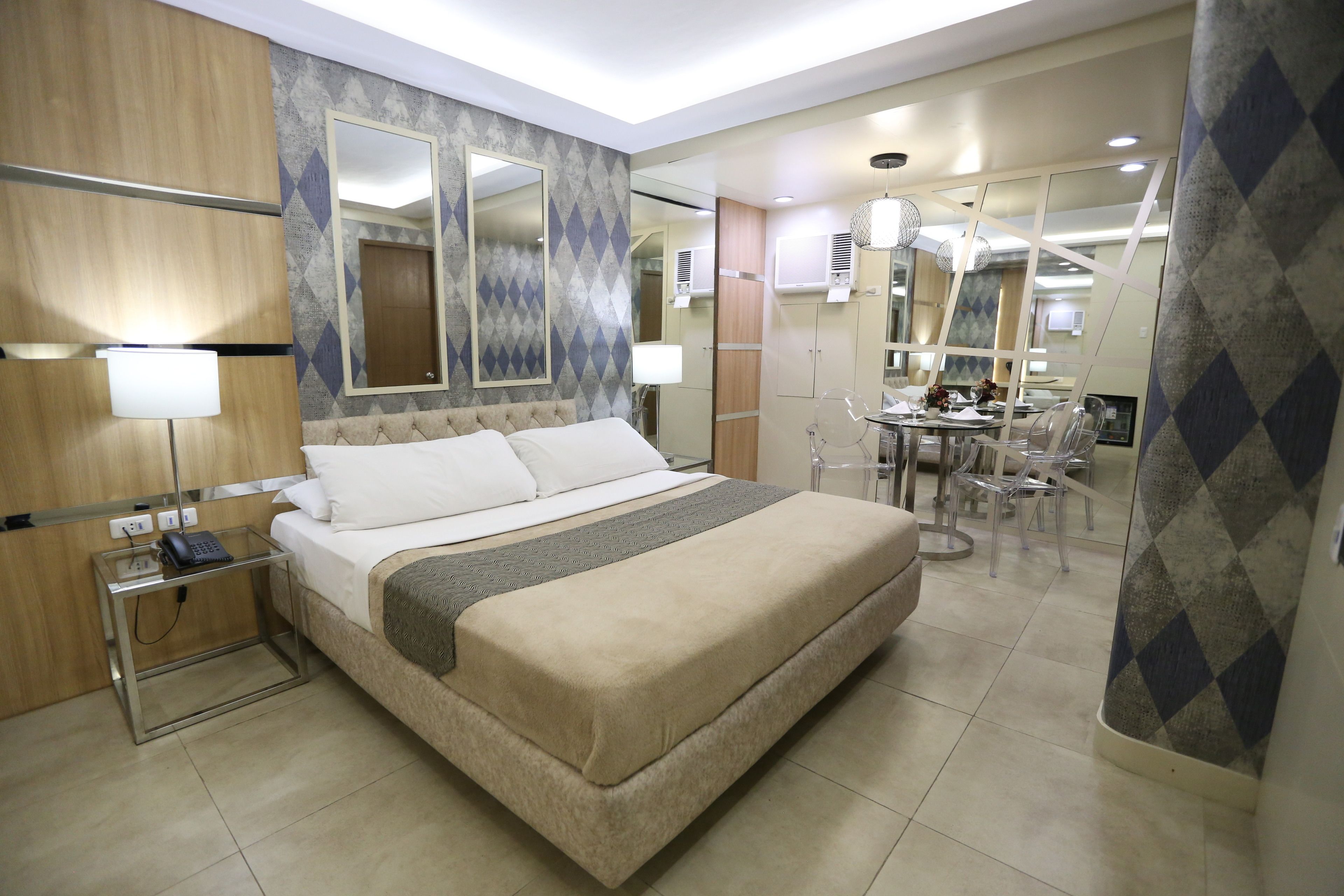 Individually decorated, individually furnished, desk, free WiFi