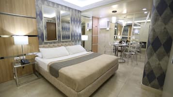 Individually decorated, individually furnished, desk, free WiFi