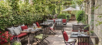 Hotel Primero Primera