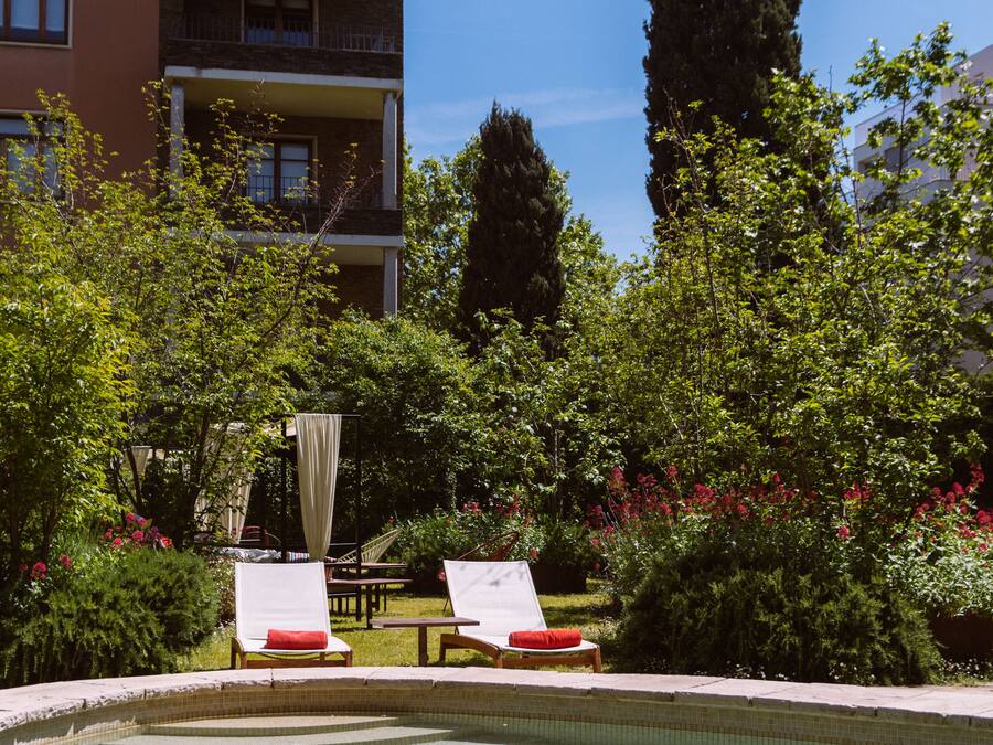 Seasonal outdoor pool