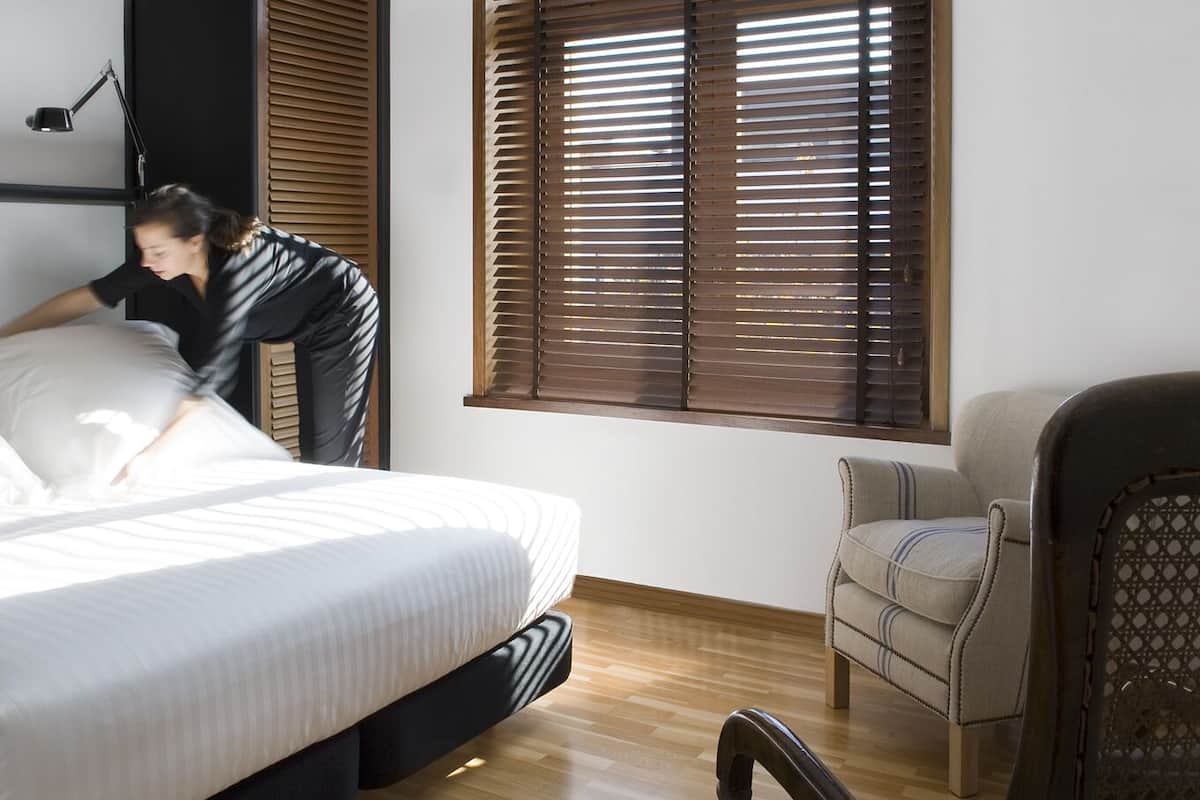 1 quarto, roupas de cama premium, edredons de pluma, frigobar