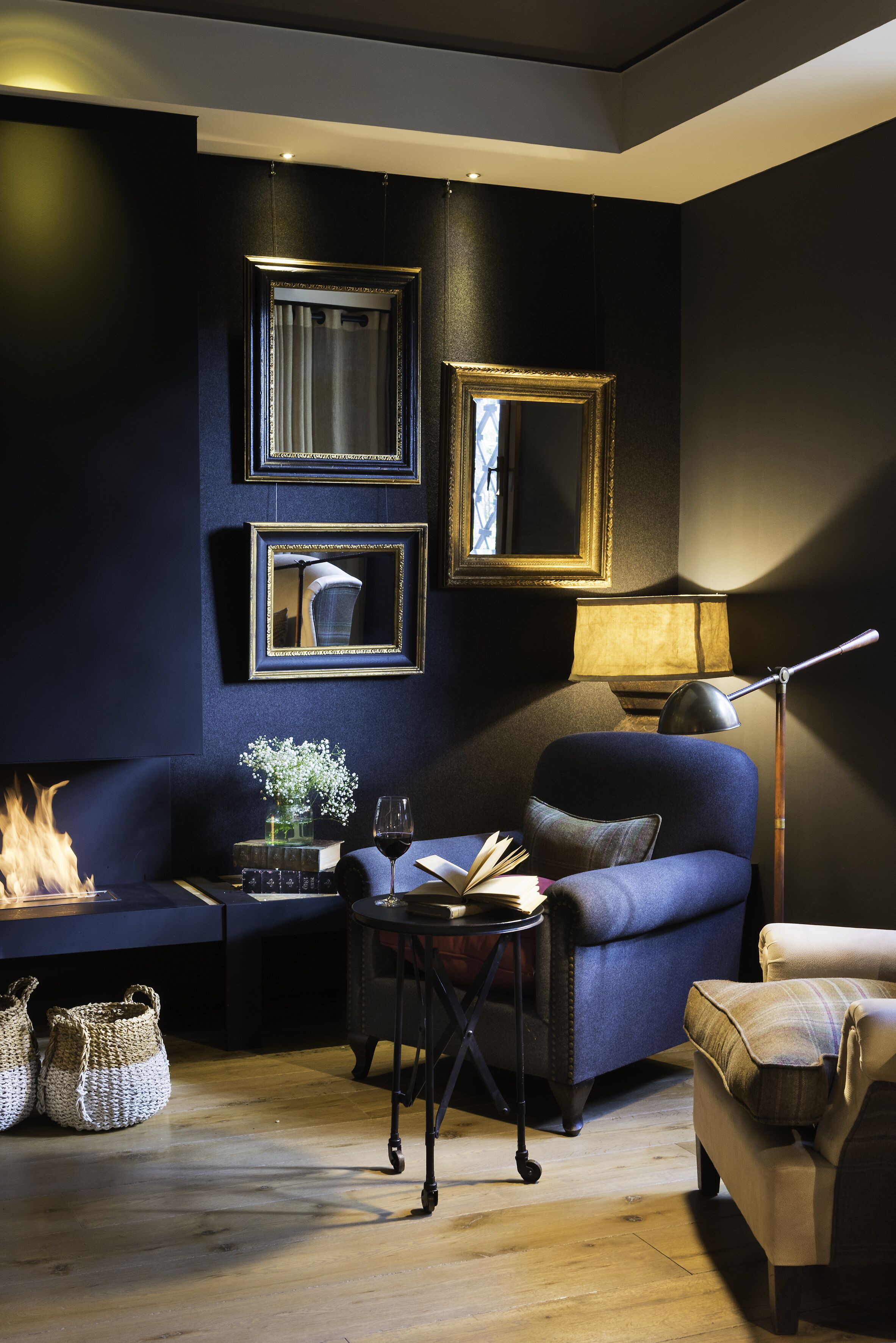 En 55-tommers smart-TV med kabel-kanaler samt Netflix og Hulu