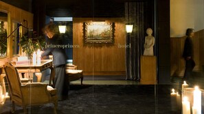 Reception - Hotel Primero Primera (Barcelona)